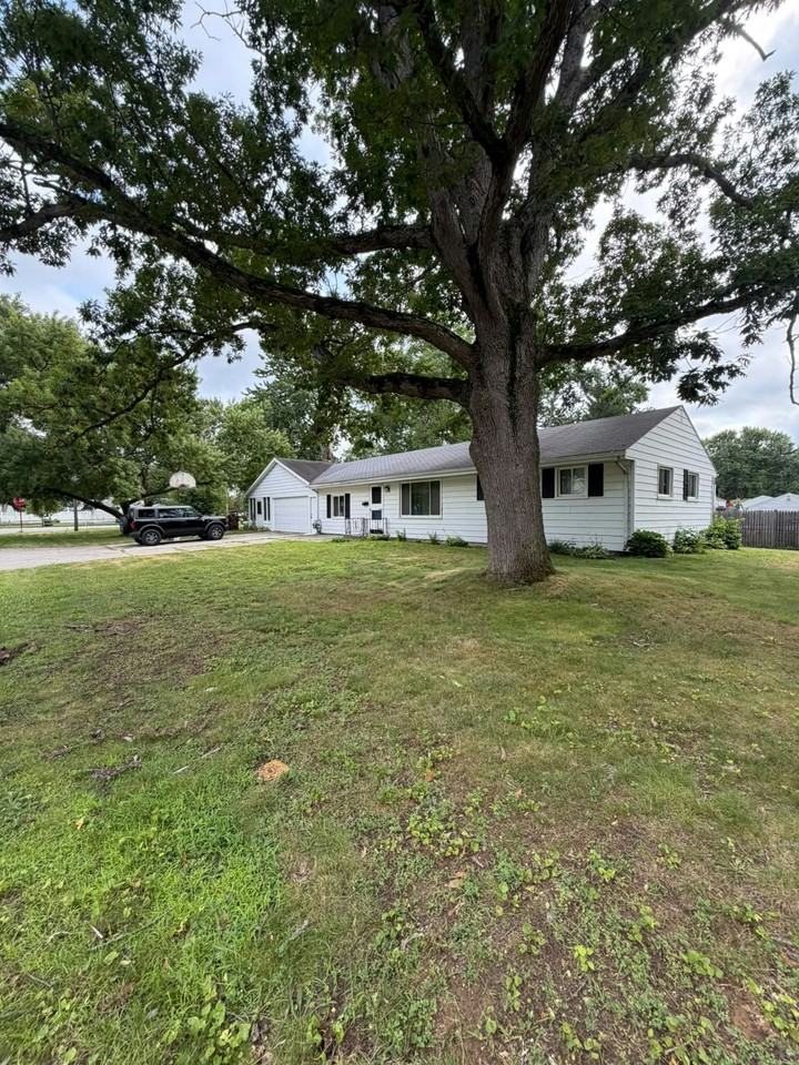 5013 Silica Drive - Photo 3 of 17