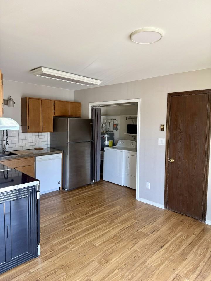 1648 East Pitkin Street, Unit C - Photo 3 of 19