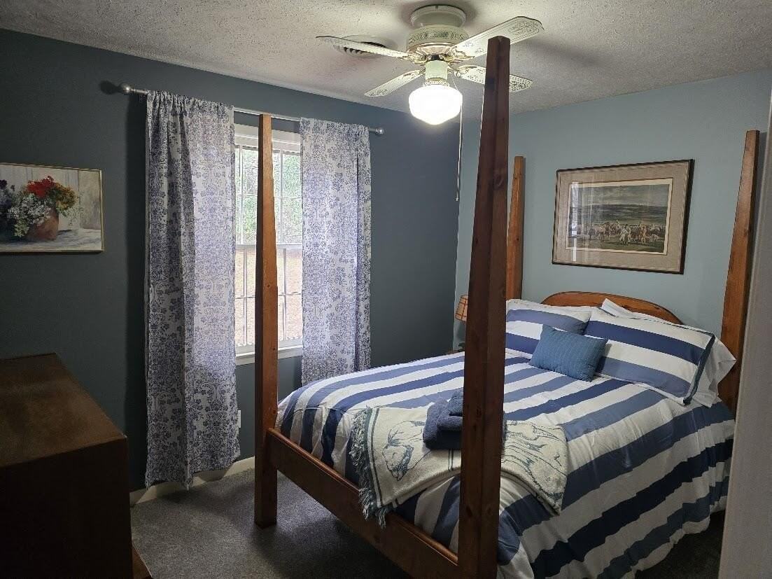9 Rosemary Dr - Photo 2 of 20