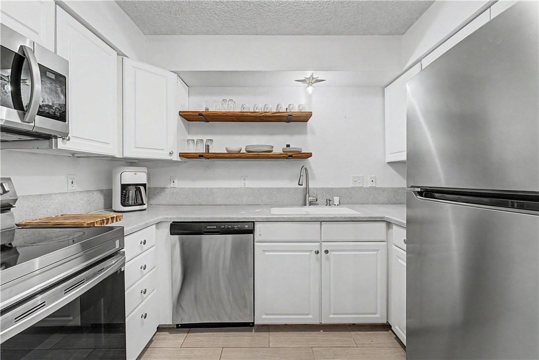 2 William Ln - Photo 7 of 22