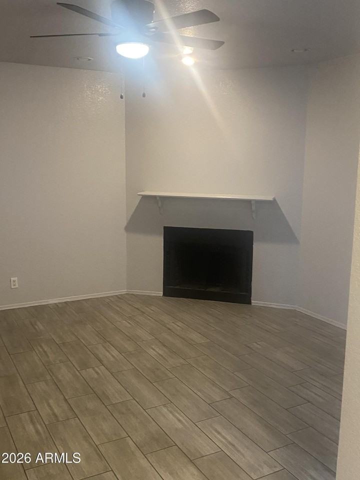 7770 N 20th Ave - Photo 4 of 34