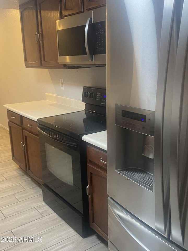 7770 N 20th Ave - Photo 6 of 34