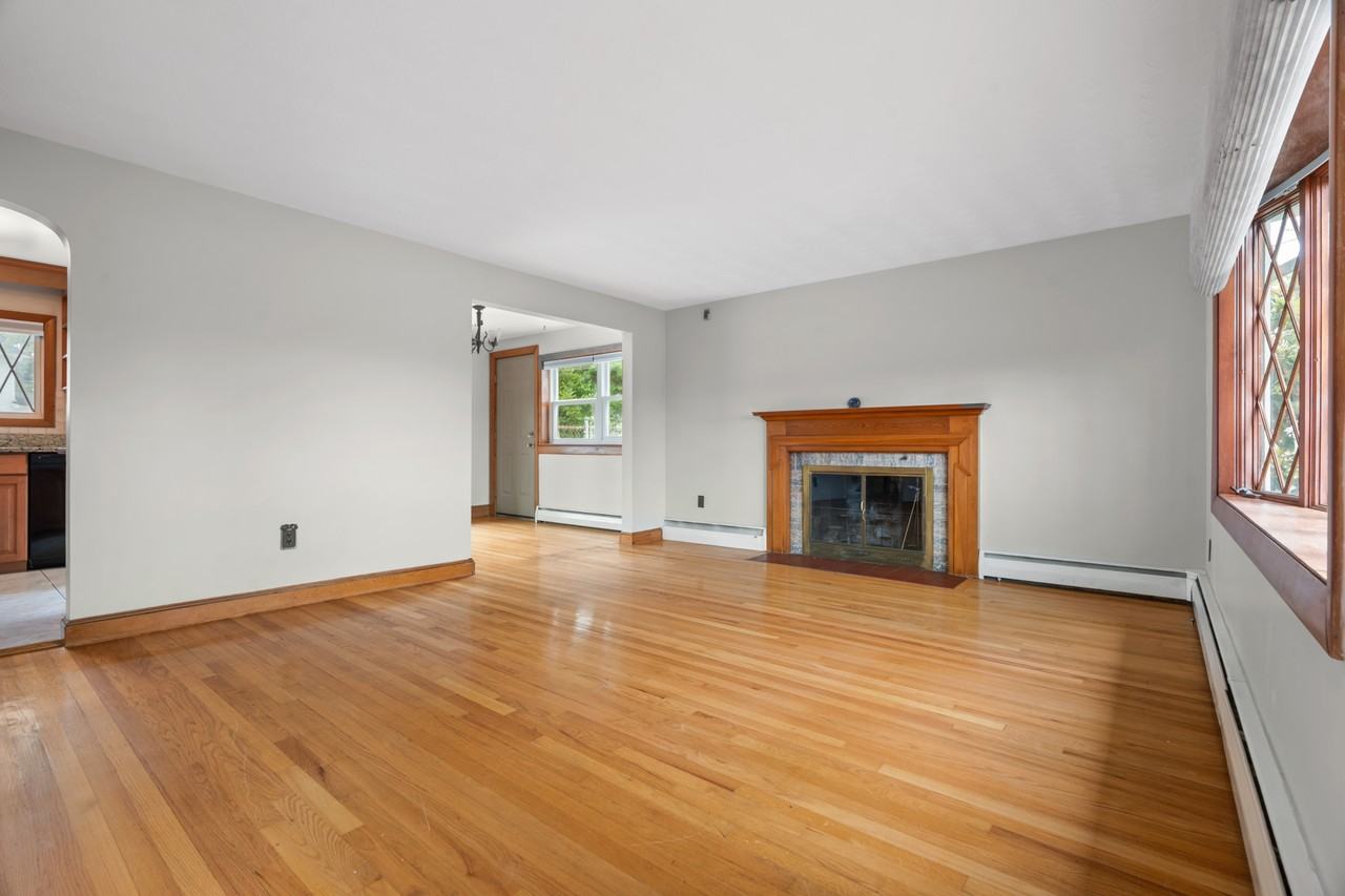 124 Cambridge St #1 - Photo 7 of 16
