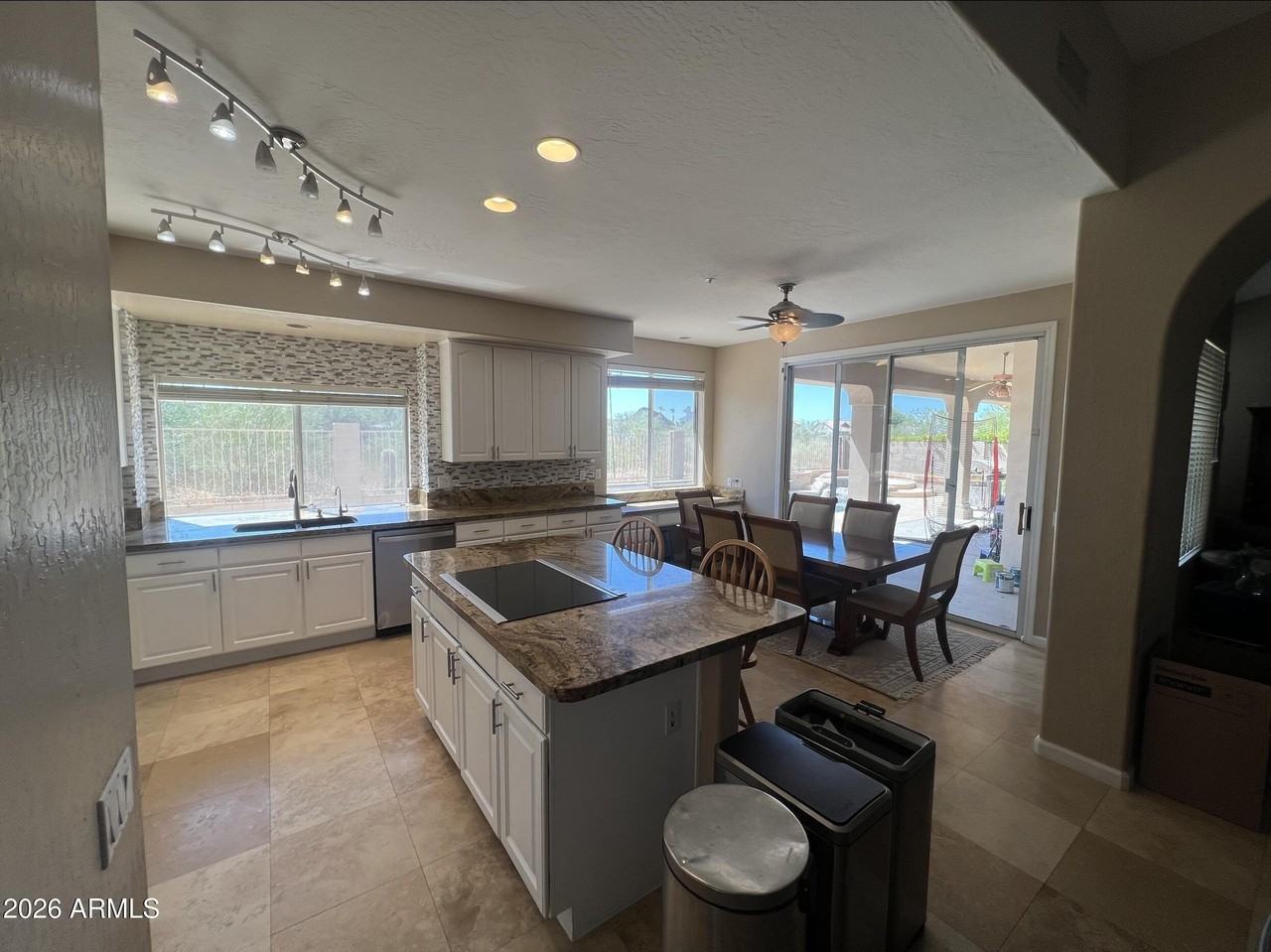 13065 E Shangri La Rd - Photo 4 of 12