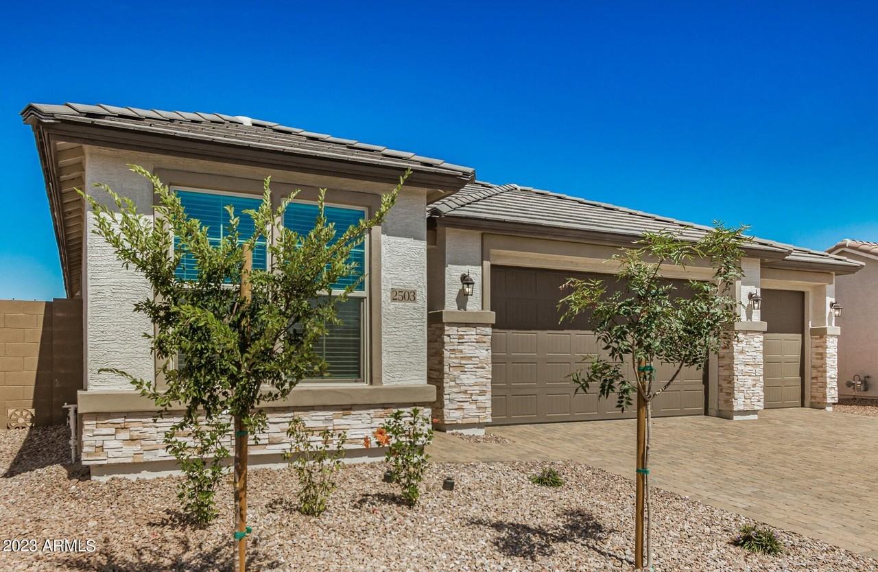 2503 S 180th Dr - Photo 3 of 30