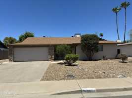 featured image of 2058 E Fremont Dr