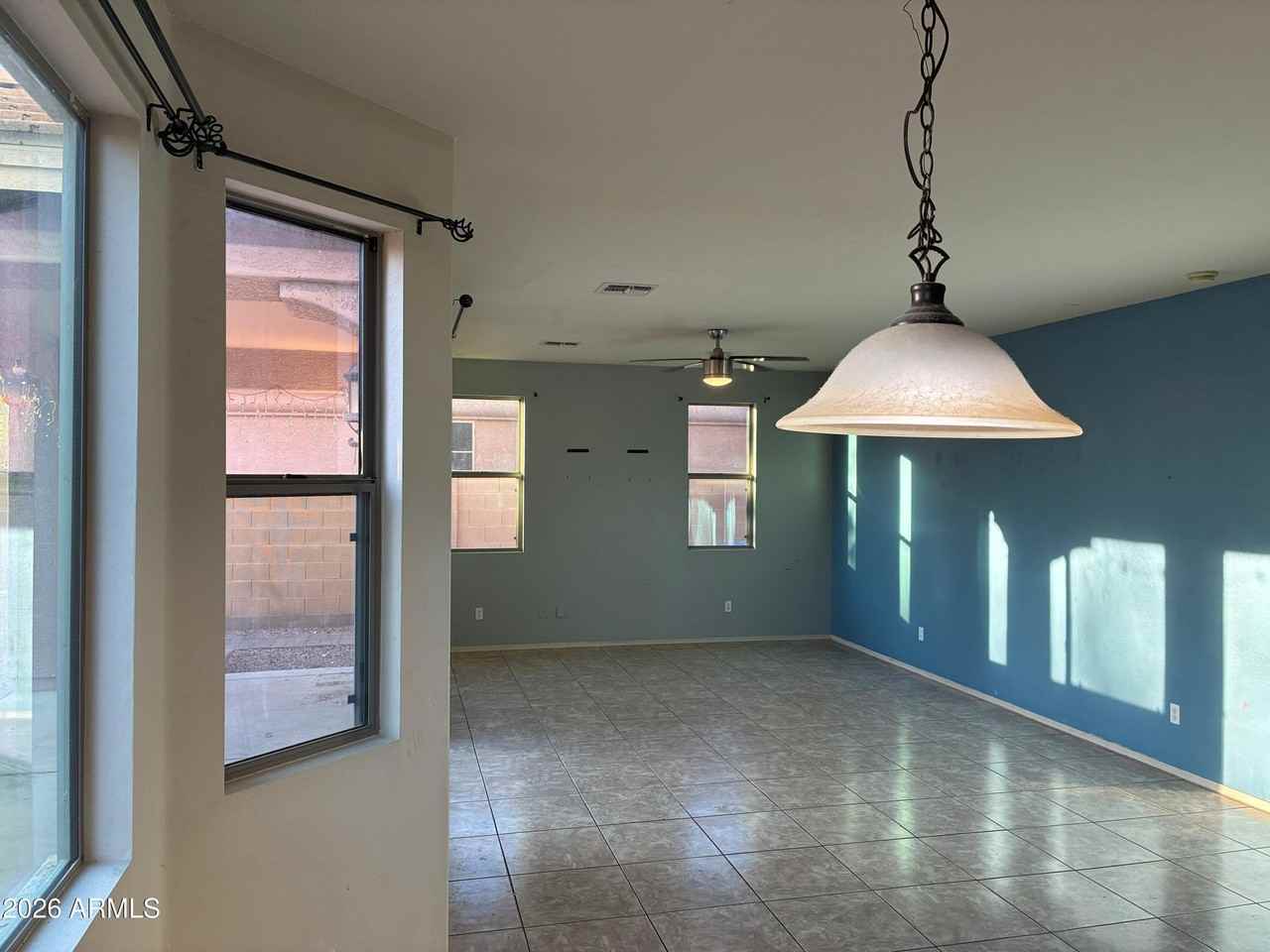 3340 S Sunland Dr - Photo 7 of 20