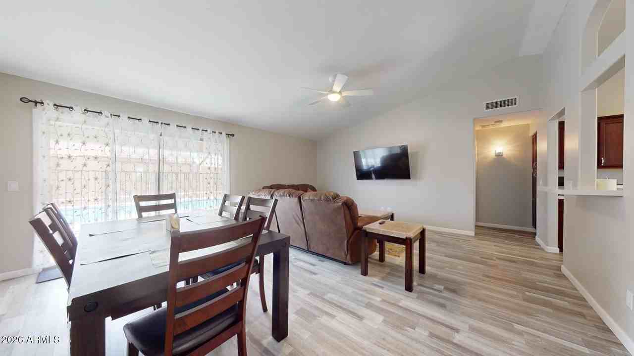 15420 N 160th Ln - Photo 6 of 41