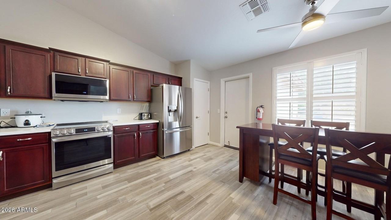 15420 N 160th Ln - Photo 7 of 41
