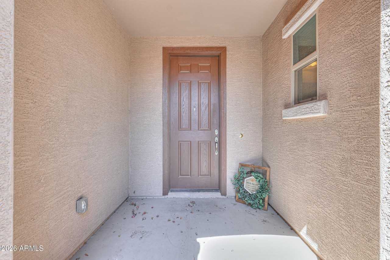 19732 N Flamingo Rd - Photo 5 of 48