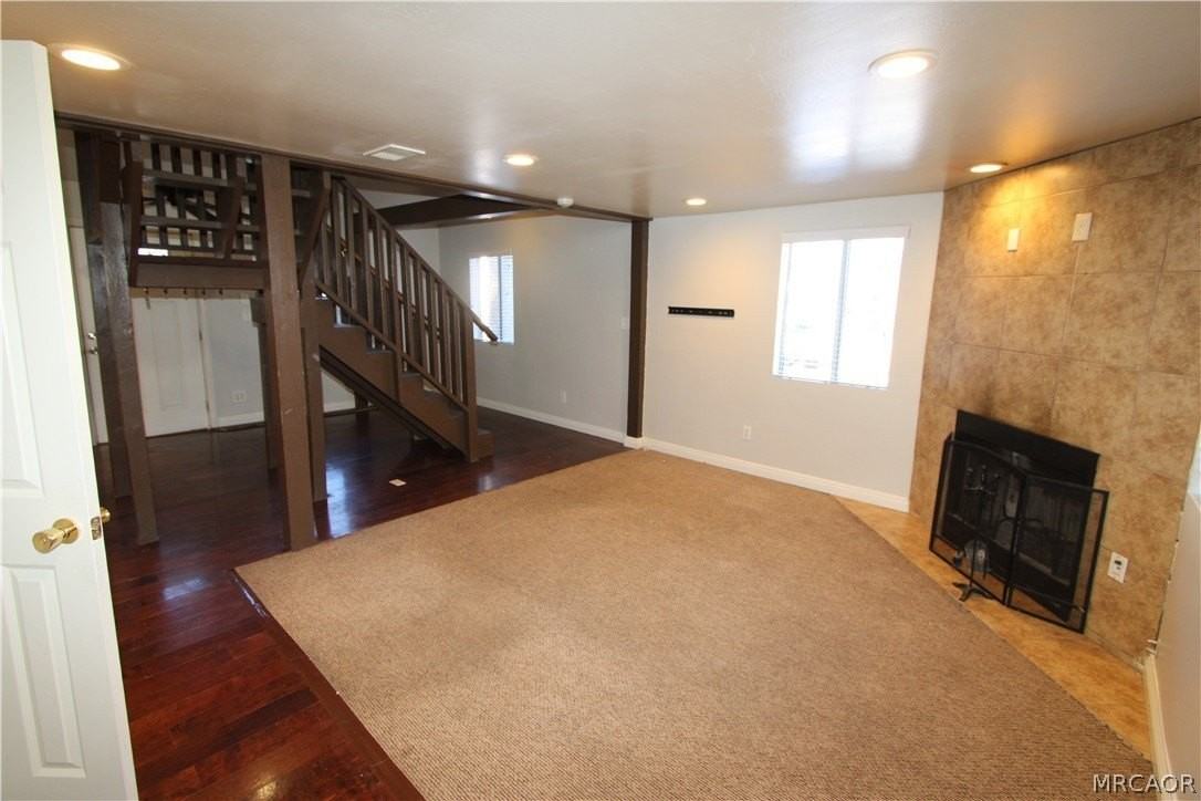 535 Badger Ln - Photo 5 of 20