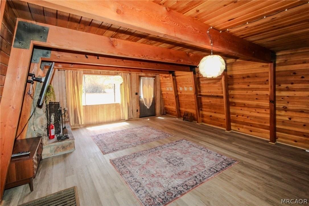 409 W Sherwood Blvd - Photo 4 of 32