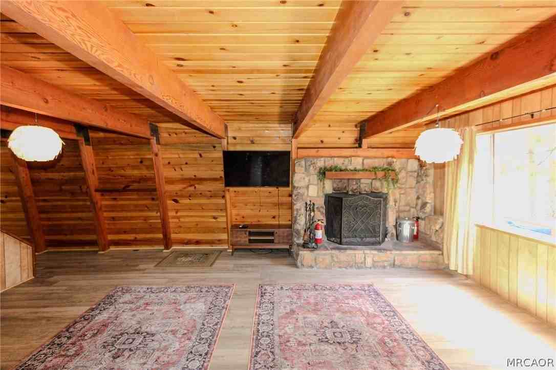 409 W Sherwood Blvd - Photo 6 of 32