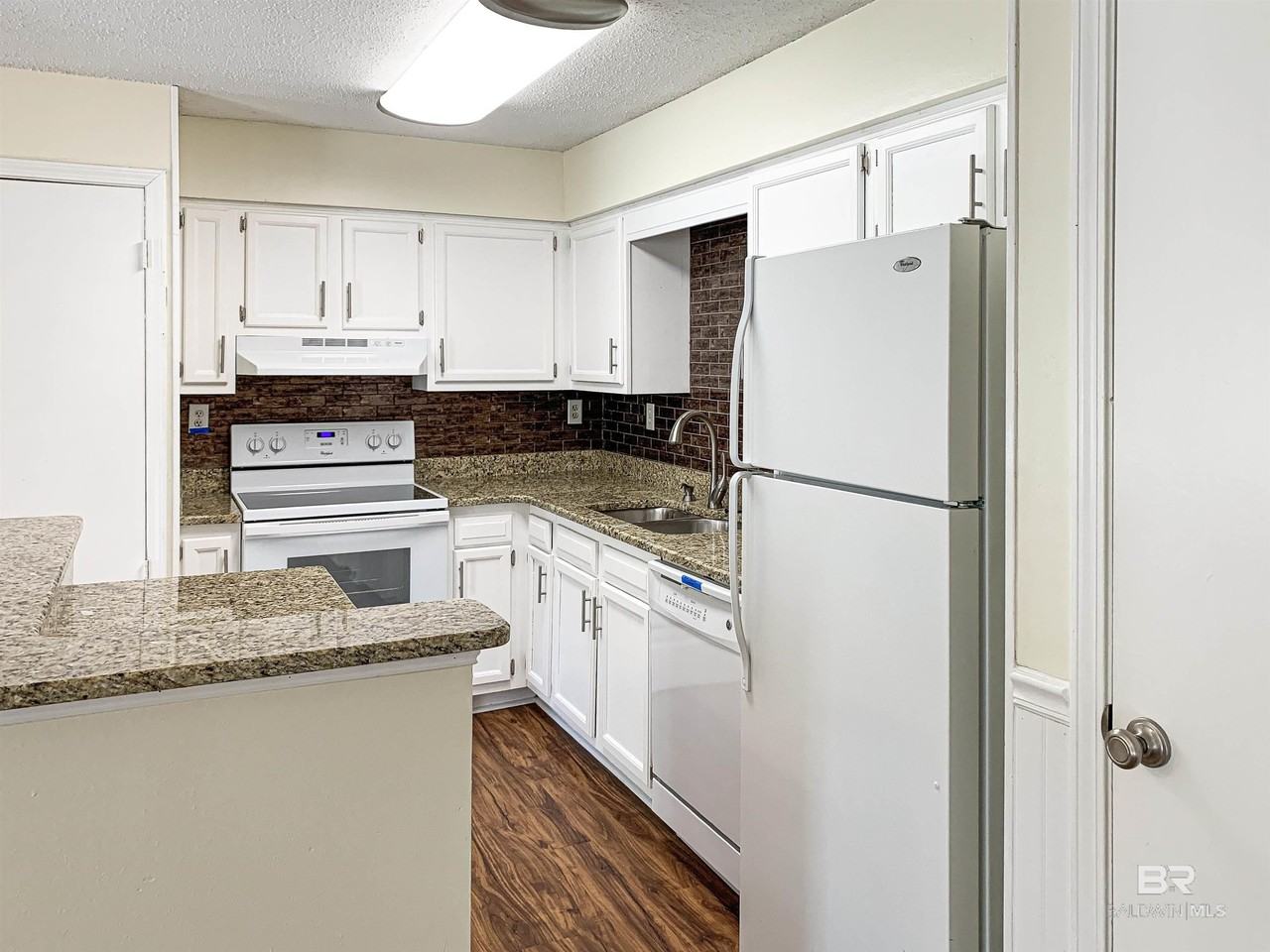 5608 Cottage Hill Rd #214 - Photo 4 of 12