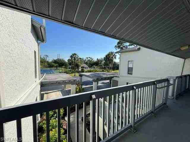 17455 Woodland Trce Apt F - Photo 5 of 10