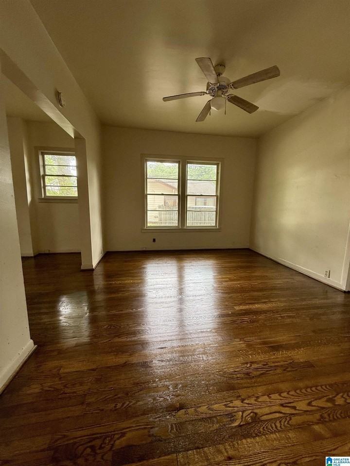 516 78th St N - Photo 7 of 12