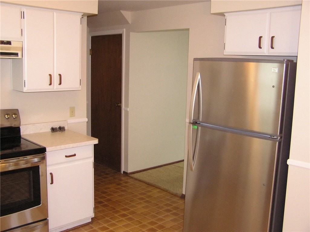 59 Burningtree Ln - Photo 3 of 9