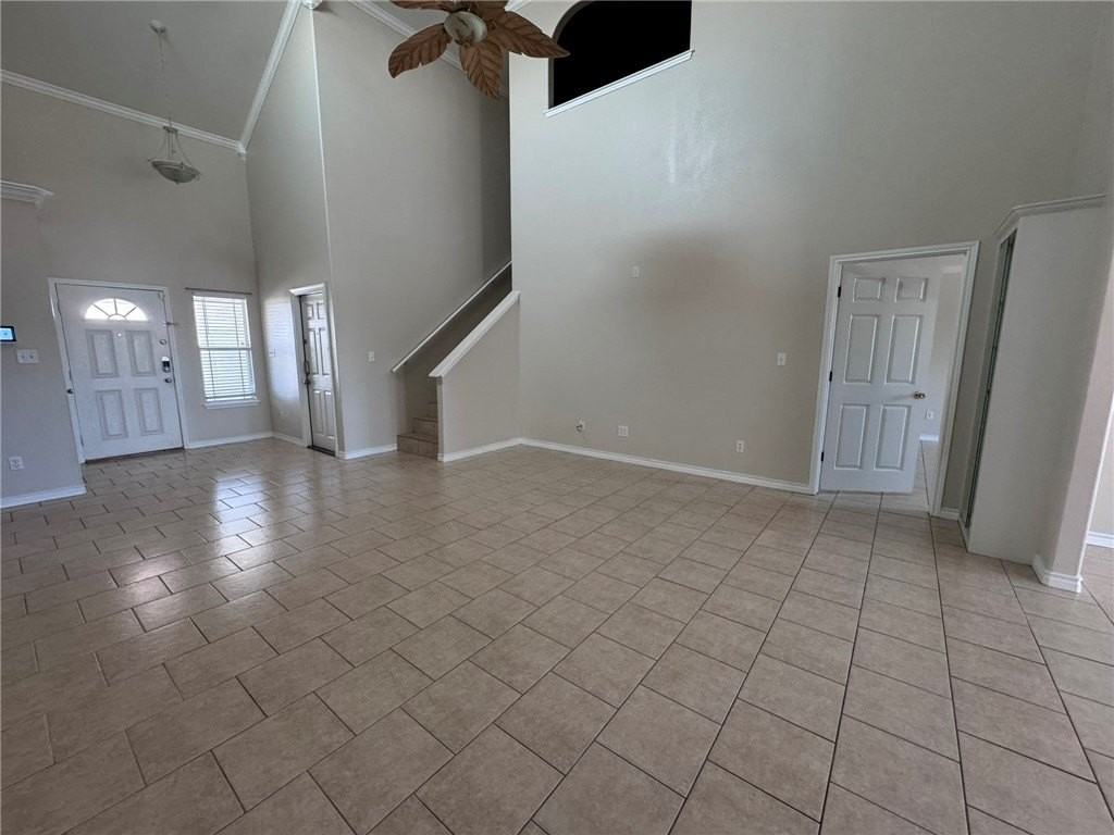 15649 Palmira Ave #B - Photo 3 of 32