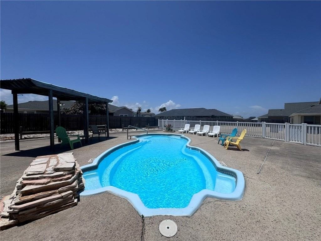 15649 Palmira Ave #B - Photo 5 of 32