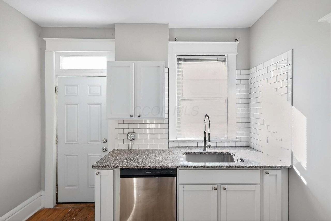 1621 E Main St - Photo 6 of 21