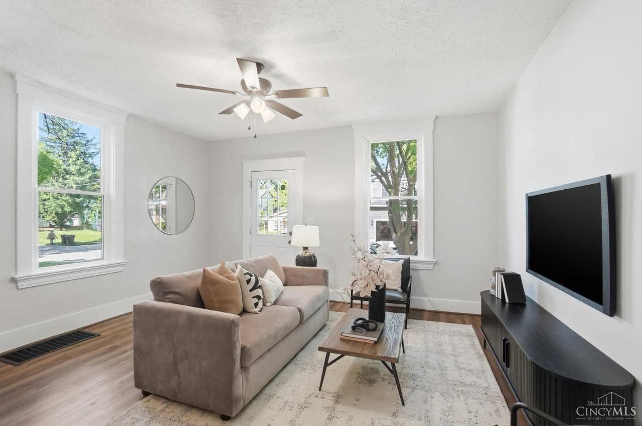 5312 Ravenna St - Photo 2 of 21