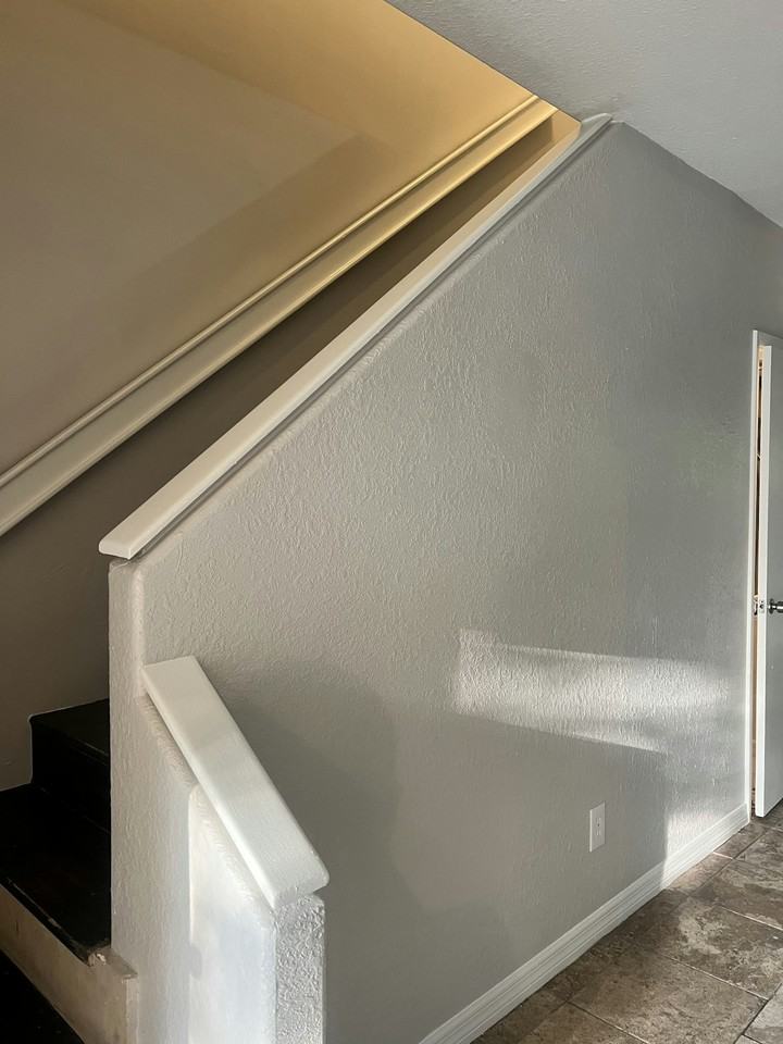 11709 Wesson Circle East - Photo 2 of 18