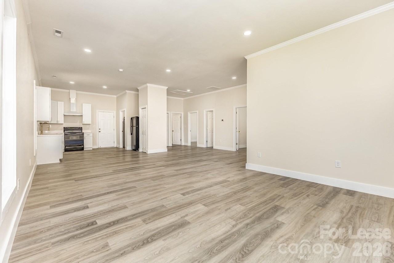 1205 S Lafayette St - Photo 2 of 16