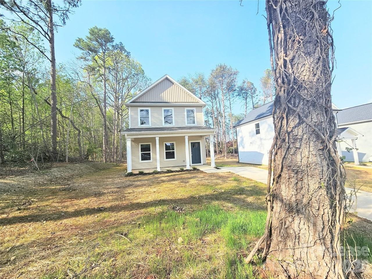 203 Benfield Rd - Photo 2 of 20