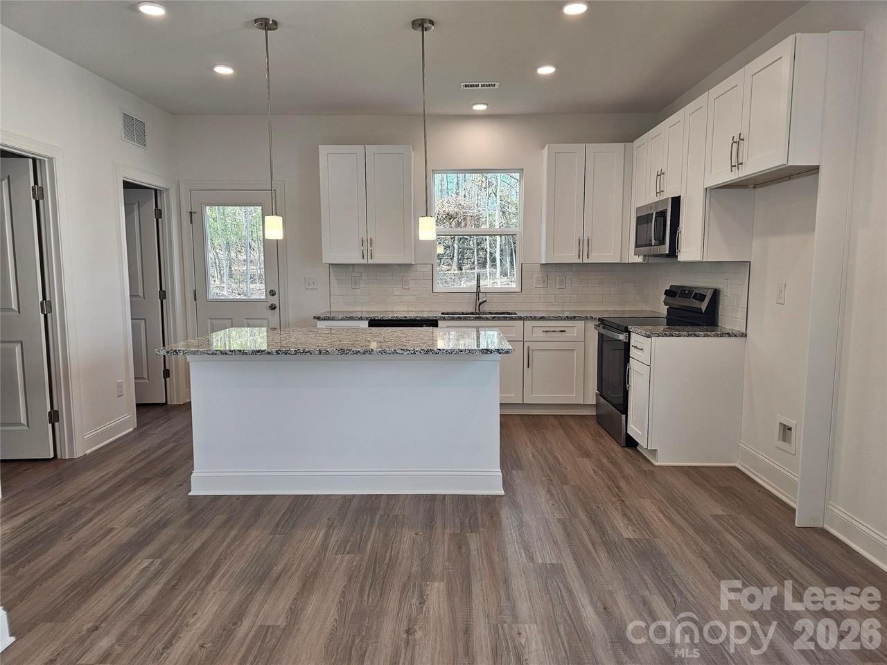203 Benfield Rd - Photo 6 of 20
