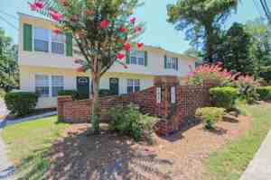 featured image of 1423 Ashley River Rd #2C