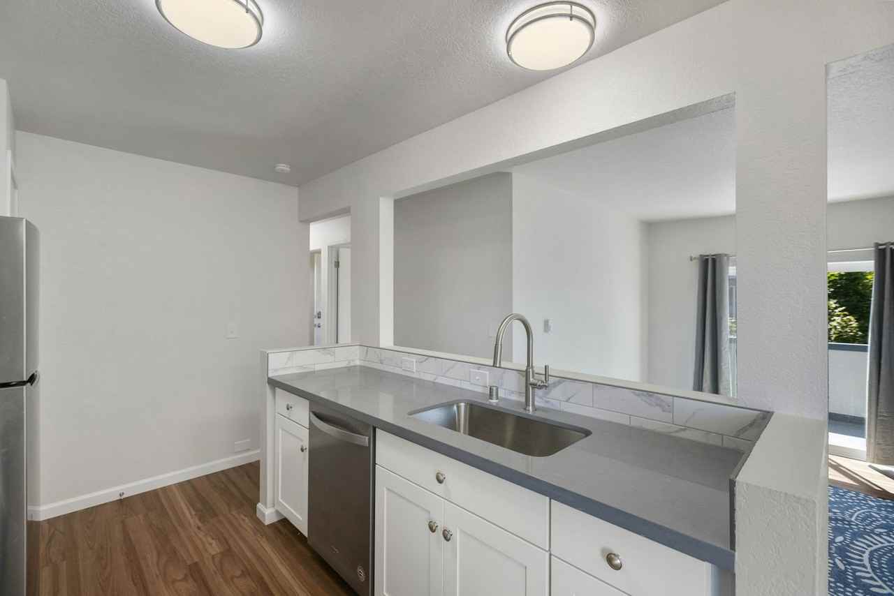 9919 4th Ave W, Unit 7 - Photo 7 of 12