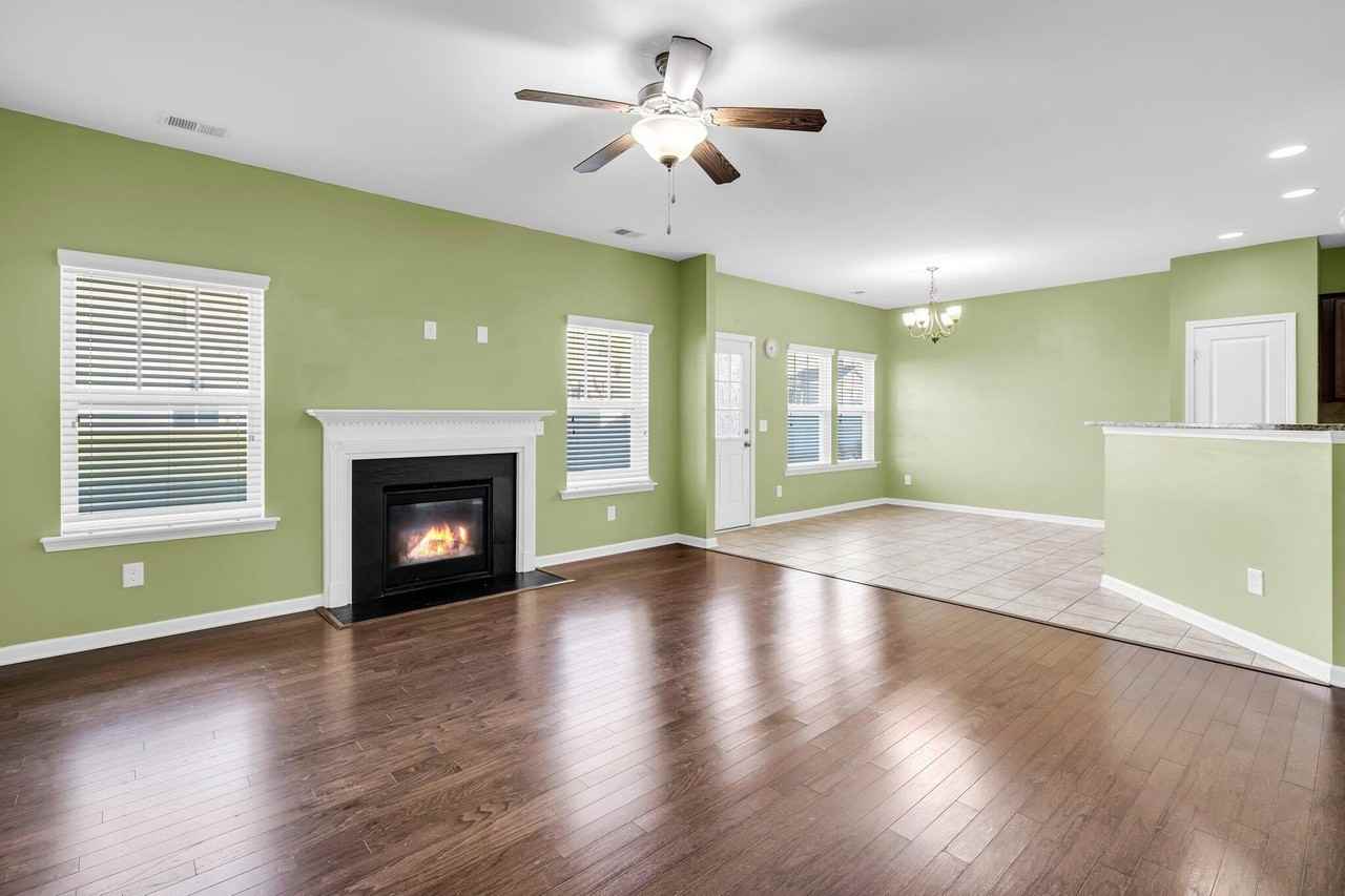139 Blackwater Way - Photo 6 of 19