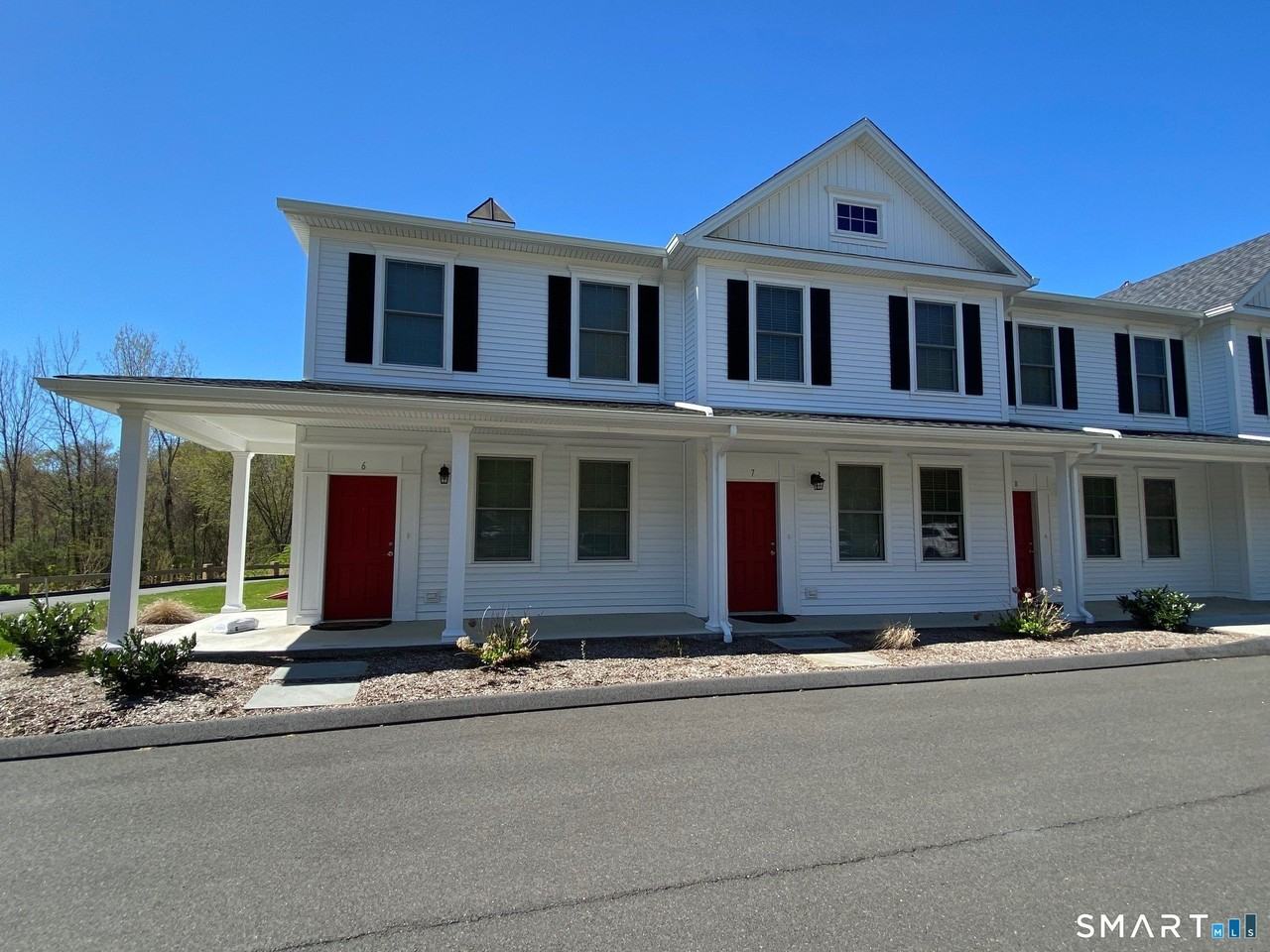 2772 Boston Post Rd #9 - Photo 2 of 25