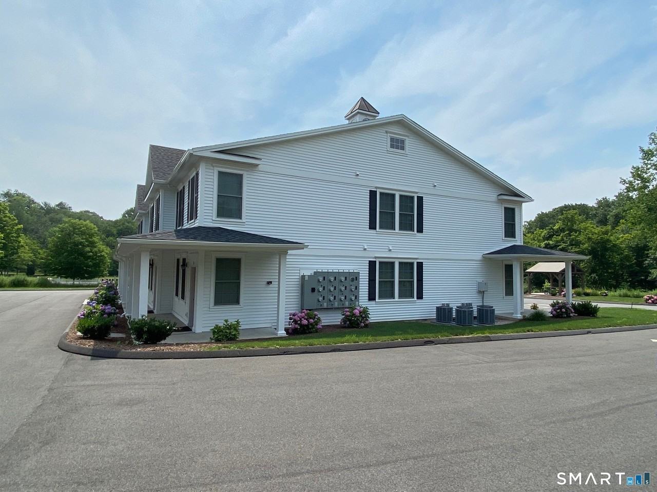 2772 Boston Post Rd #9 - Photo 5 of 25