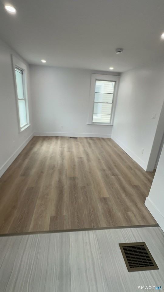 26 Rowan St #2 - Photo 6 of 17