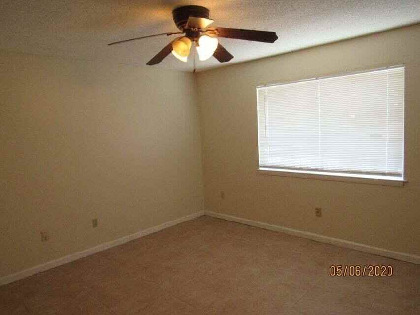 201 College Blvd E #35 - Photo 3 of 11