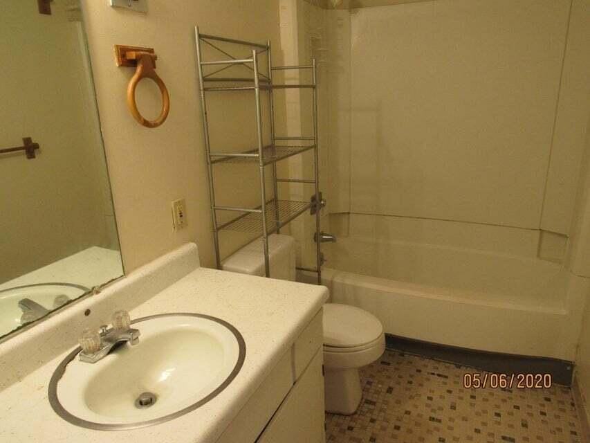 201 College Blvd E #35 - Photo 7 of 11