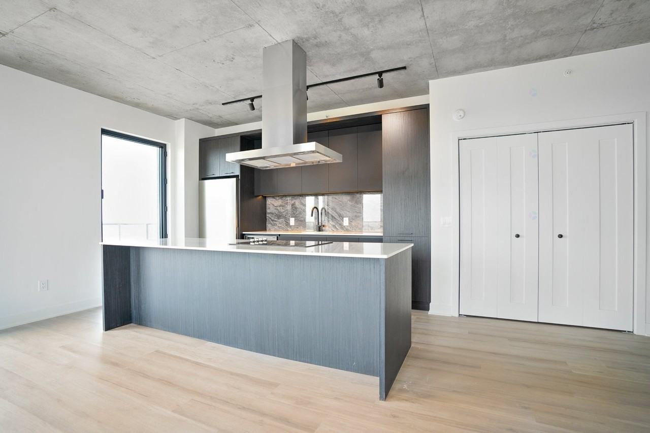 2141 Rue Léger - Photo 5 of 40