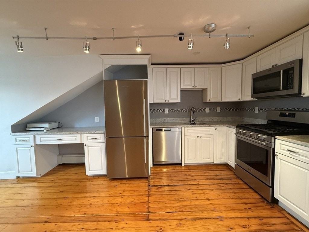 88 W Springfield St - Photo 3 of 19