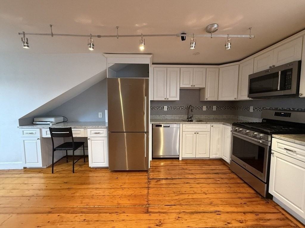 88 W Springfield St - Photo 6 of 19