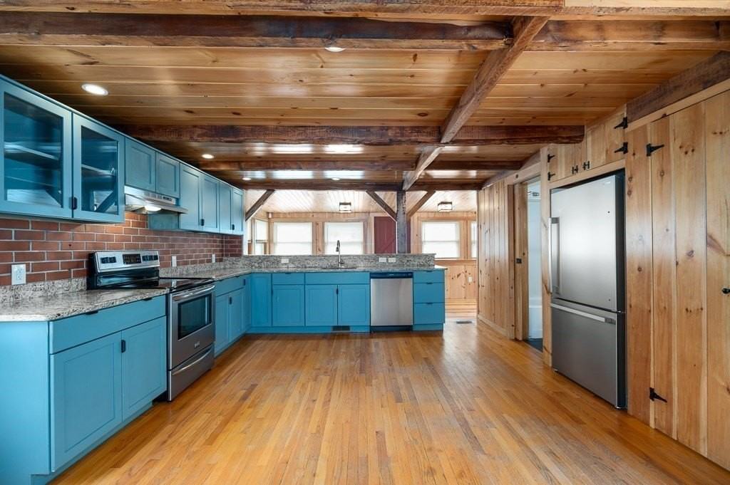 7 Derby St - Photo 6 of 26