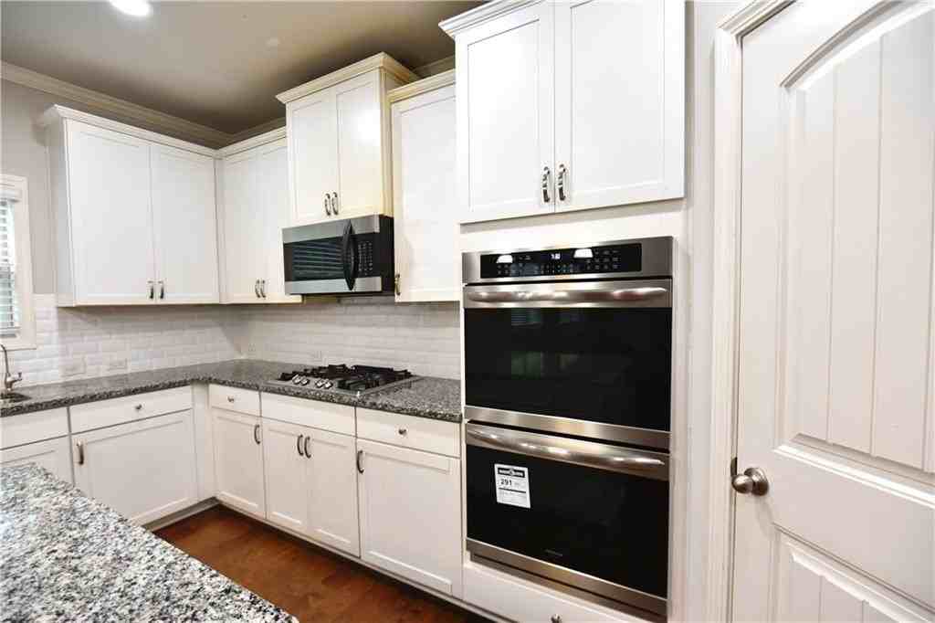 4358 Mantova Dr - Photo 6 of 36