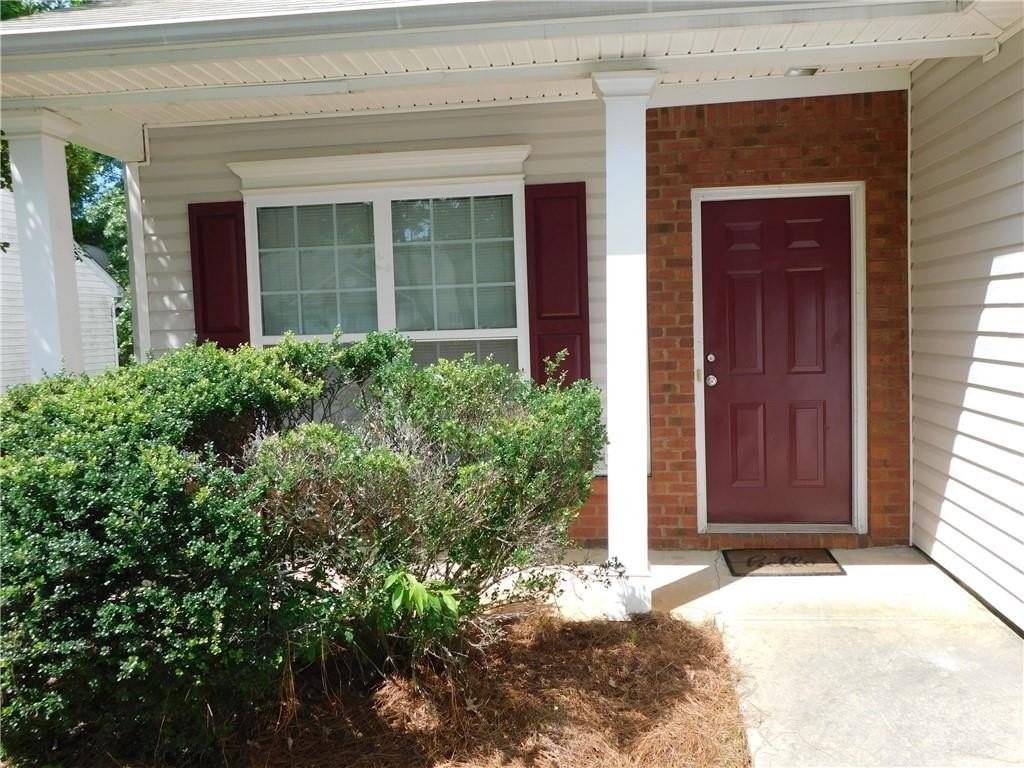 2379 Tullamore Cir - Photo 2 of 25