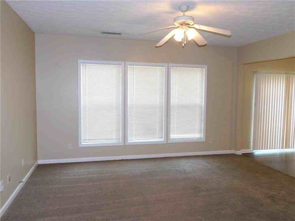 2379 Tullamore Cir - Photo 6 of 25
