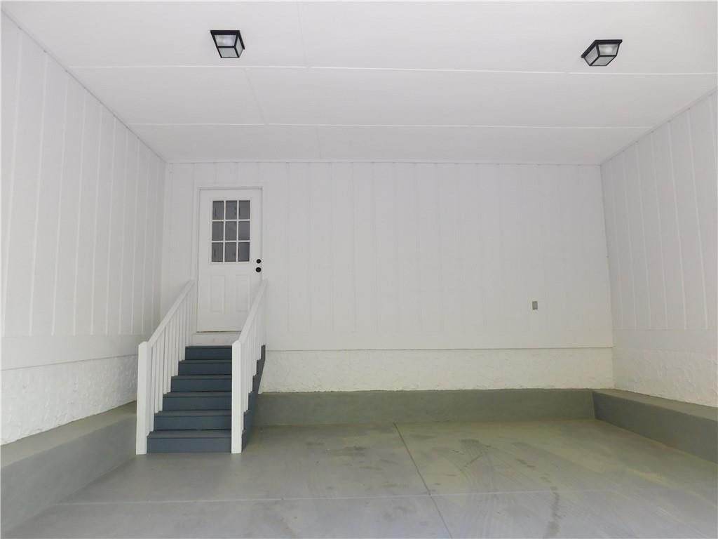 183 Laurel Heights Dr - Photo 3 of 33