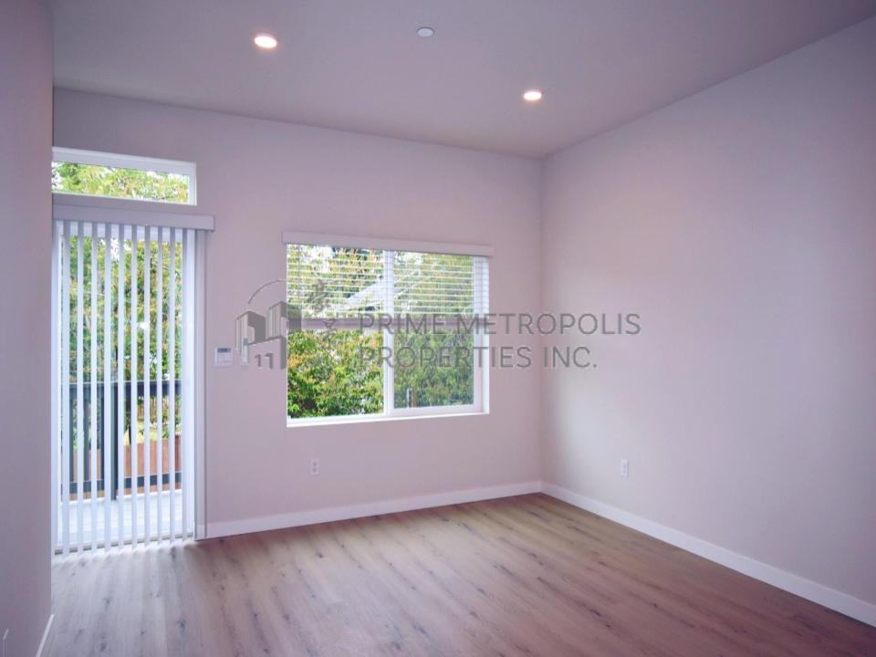 15215 35th Ave W #1 - Photo 6 of 28