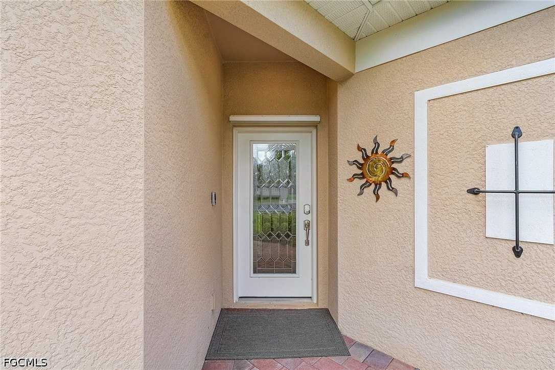 15120 Cortona Way - Photo 3 of 26