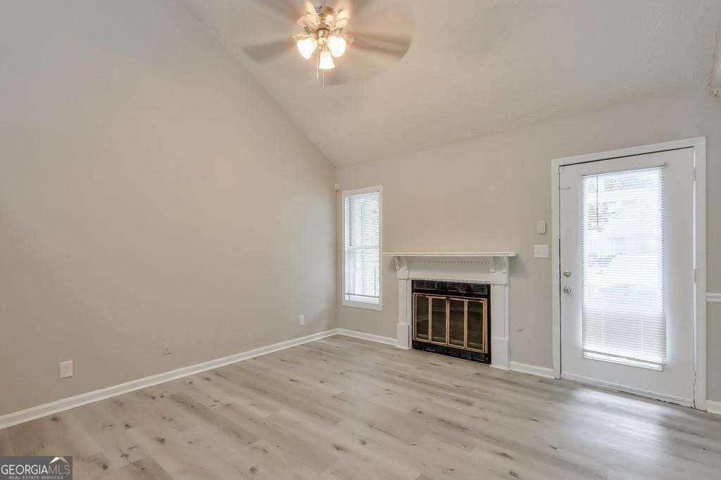 1627 Homestead Trl - Photo 3 of 29