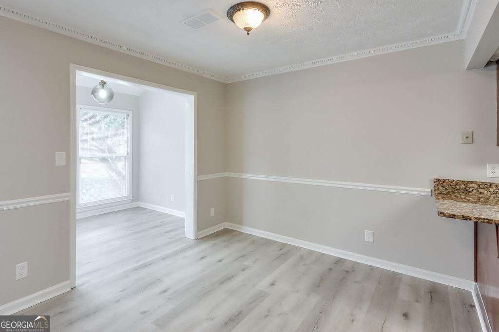 1627 Homestead Trl - Photo 7 of 29