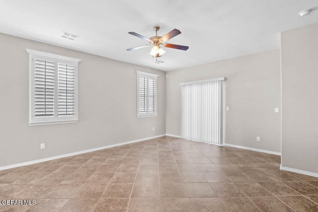 14229 Bluesky Point Ct - Photo 7 of 40